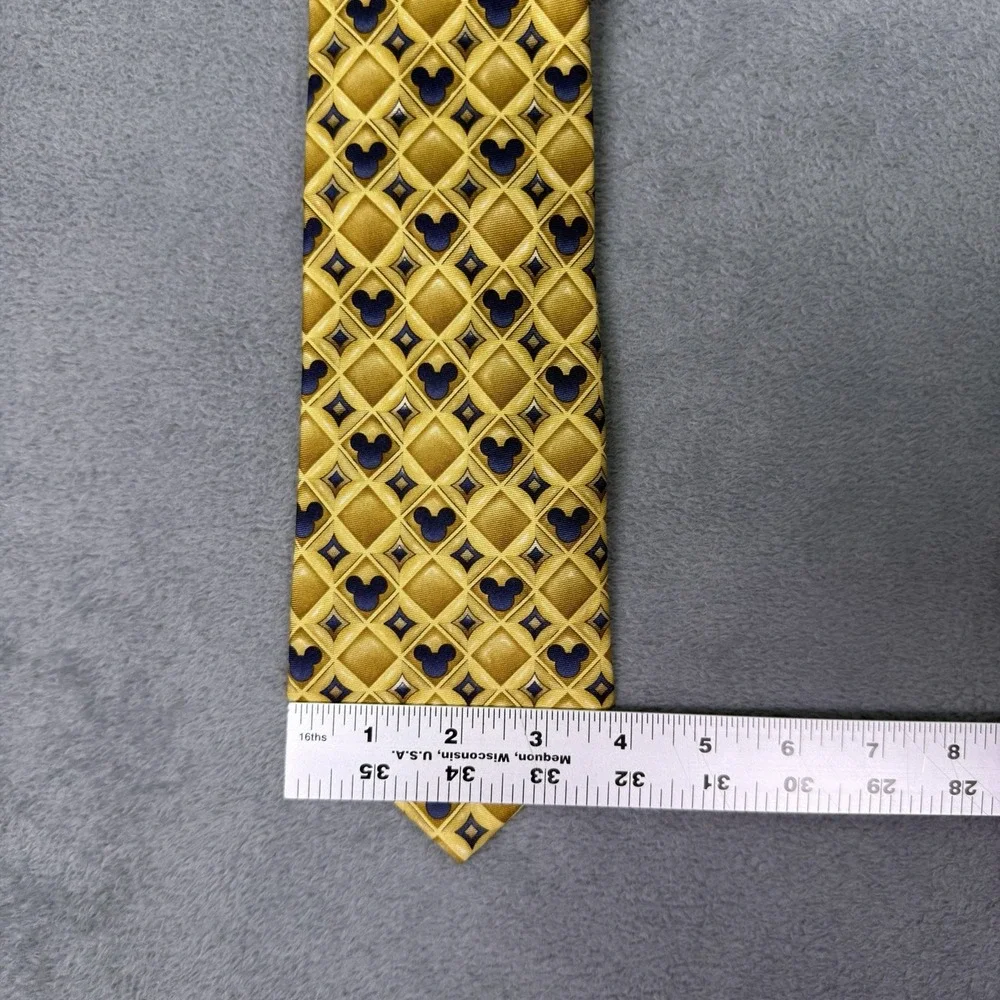 Walt Disney World Tie Mens Gold Mickey Mouse Diamond Geometric Silk 58